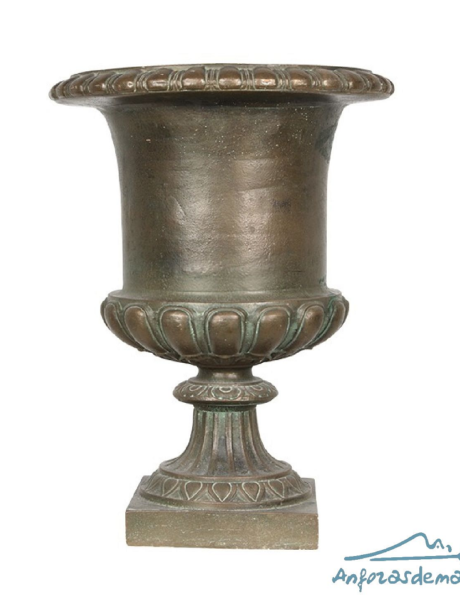 Copa Clásica, en mármol reconstituido, de 54 cm de alto. Elemento decorativo de interior o exterior.