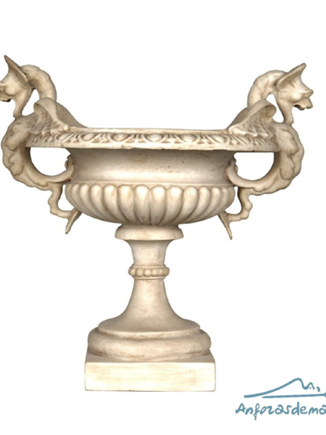 Copa Fantasía, en mármol reconstituido, de 50 cm de alto. Elemento decorativo de interior o exterior.